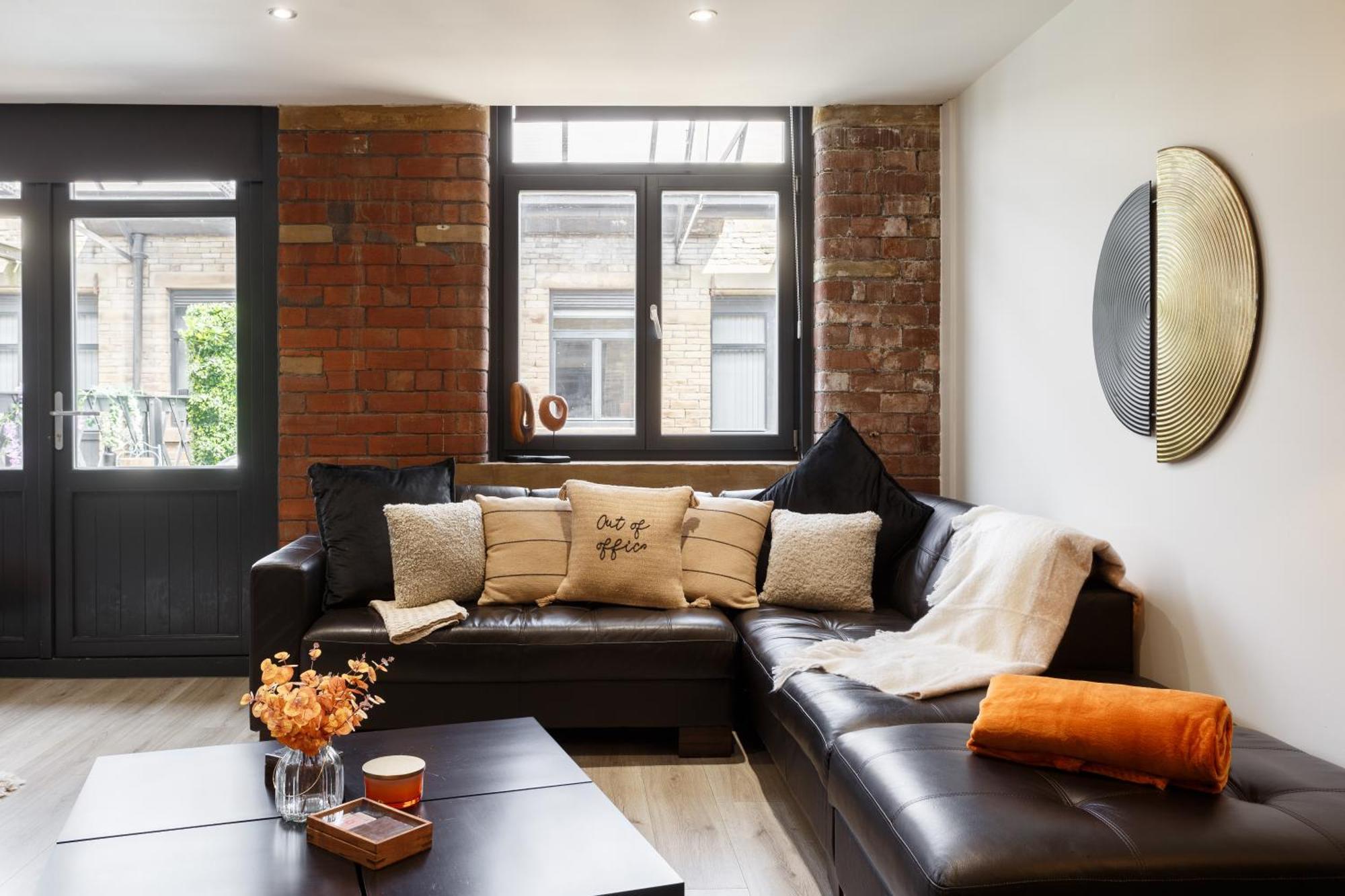 Stylish Penthouse With Outside Balcony! Apartment แบรดฟอร์ด ภายนอก รูปภาพ